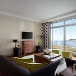 Szálloda Le Meridien Plaza 4*