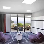 Szálloda Le Meridien Plaza 4*