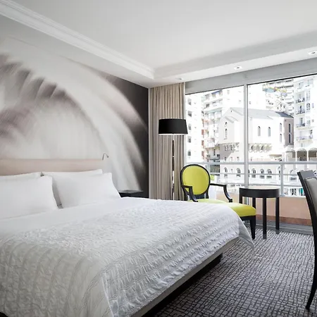 Le Méridien Plaza Hotel 4*