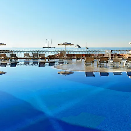 Le Meridien Plaza 4*