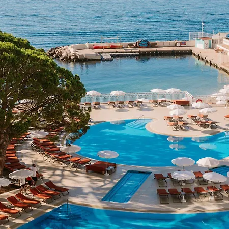 Le Meridien Plaza Ξενοδοχείο 4*