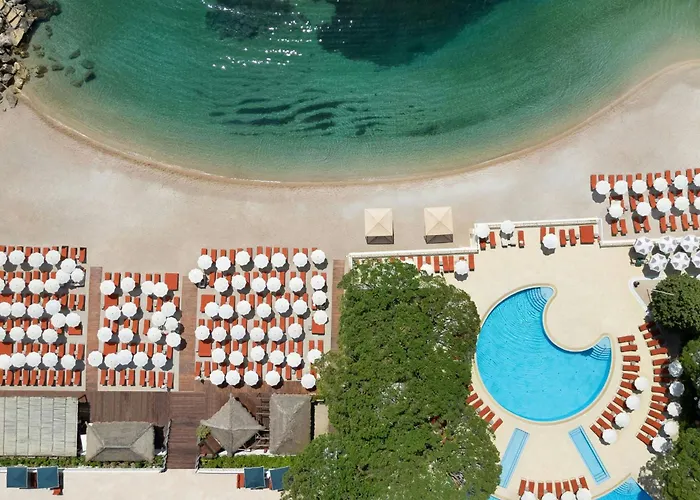 Hotel Le Meridien Plaza 4*