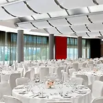 Le Méridien Plaza 4*
