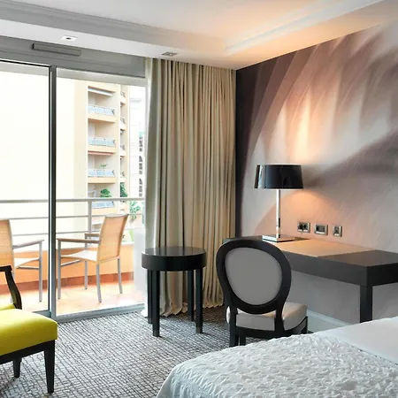 Le Meridien Plaza Hotell
