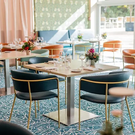 Szálloda Le Meridien Plaza