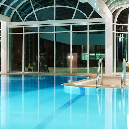 Le Meridien Plaza 4*