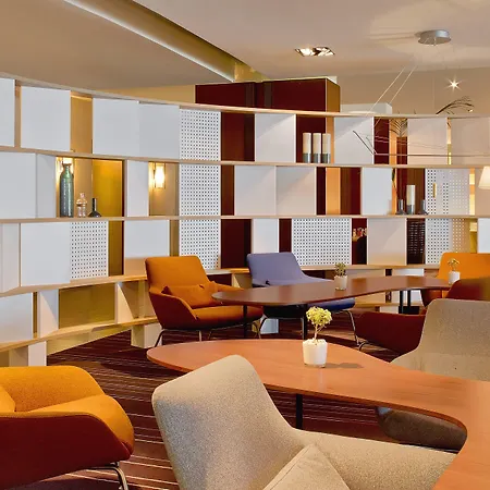 Le Méridien Plaza Hotel 4*