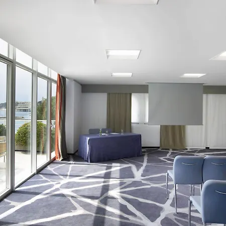 Hotel Le Méridien Plaza 4*