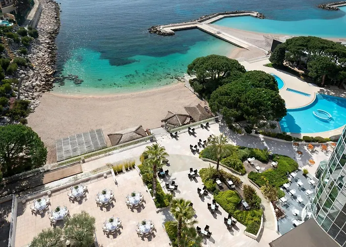 Le Meridien Plaza